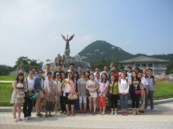 GROUP OUTING - image 4